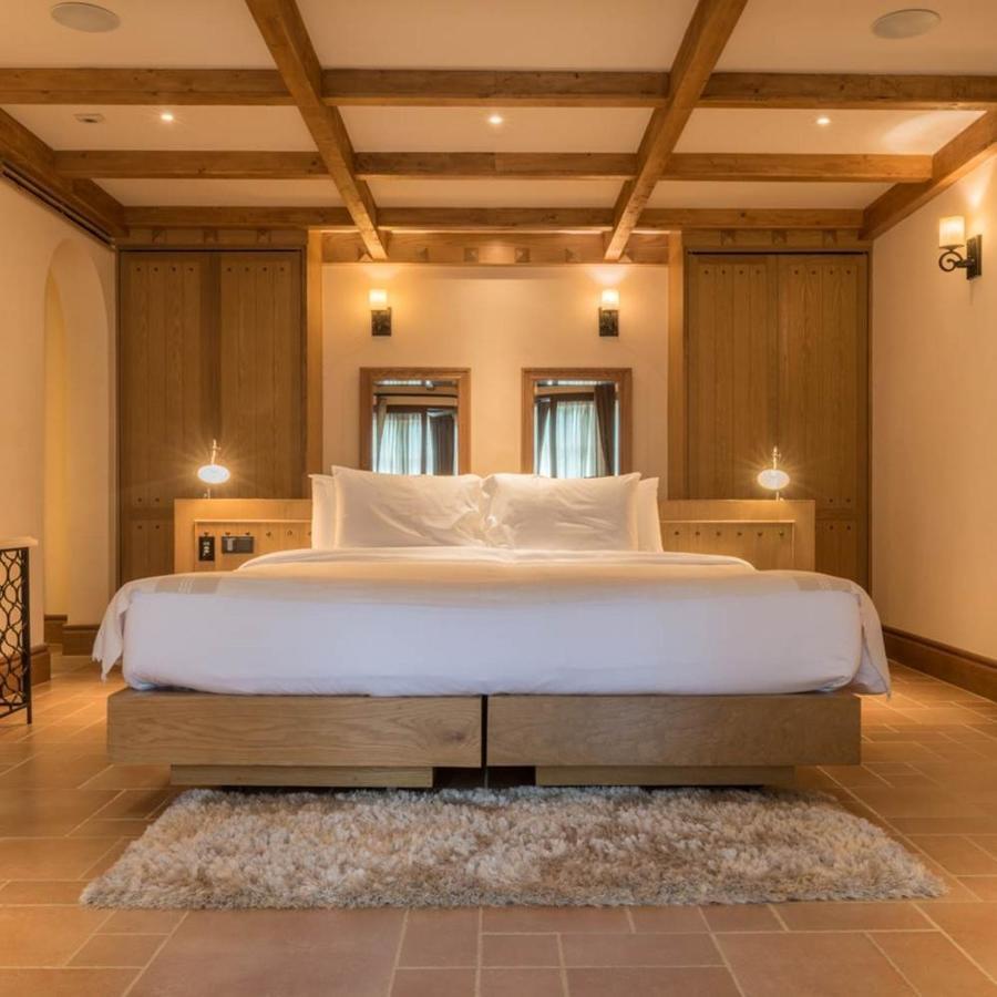 Toscana Town Square Suites Muszi Kültér fotó