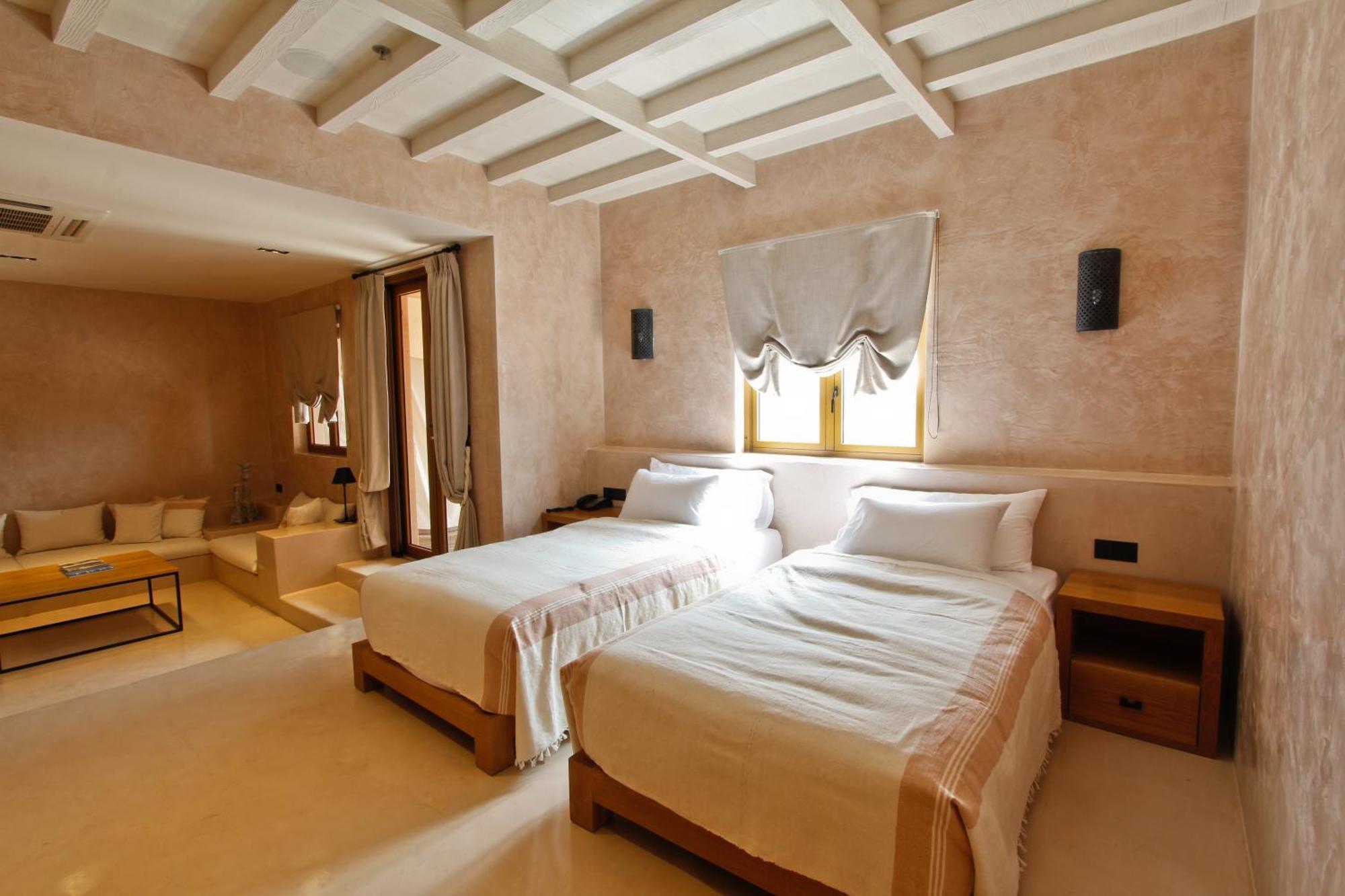 Toscana Town Square Suites Muszi Kültér fotó